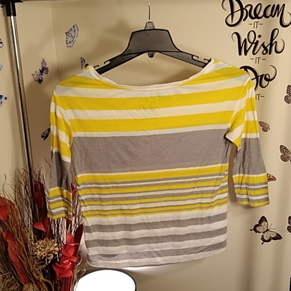 Women's American Eagle Outfitters Shirt - Picture 3 of 4